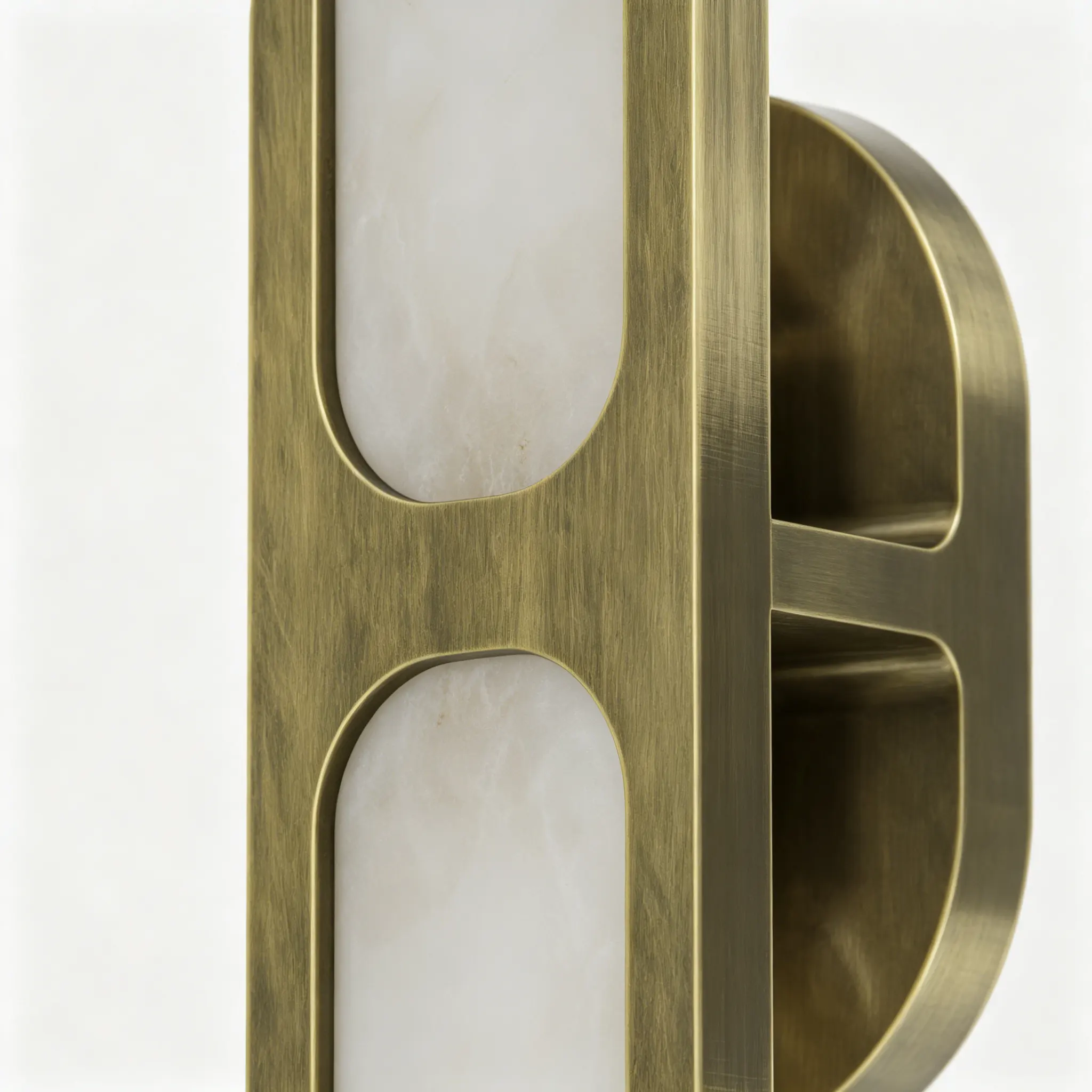 Odin Wall Sconce– Antique Brass, 17"